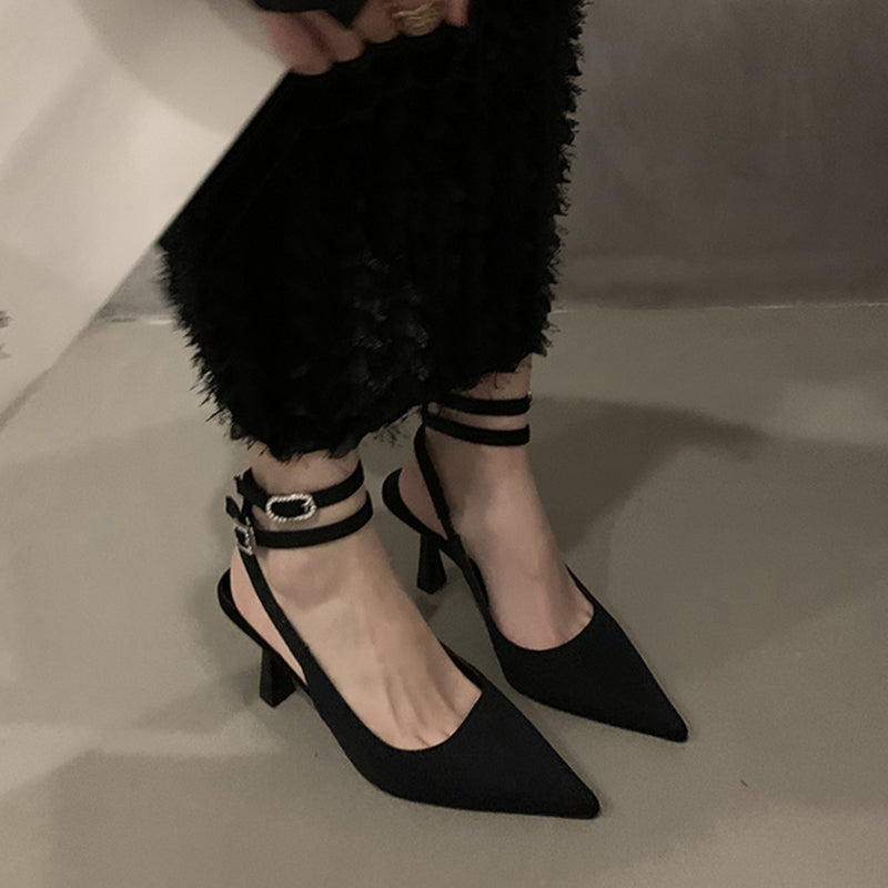Chic Pointed Heels by Greta 