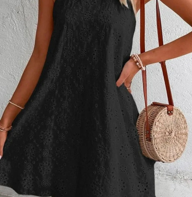 Chic Lace Sleeveless Dress Greta 