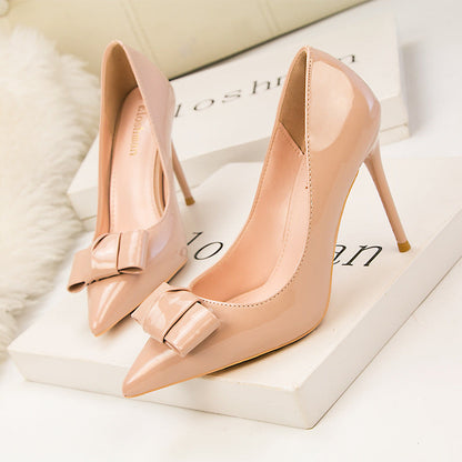 Elegant Bow Pointed Heels by Greta 