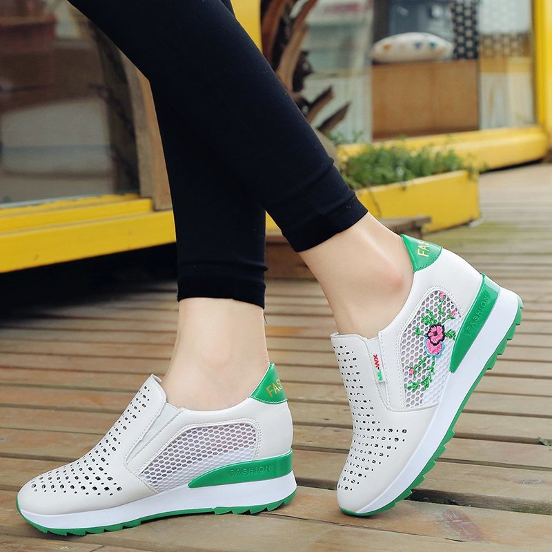 Embroidered Slip-On Loafers by Greta 