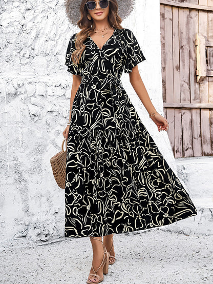 Chic Geometric Greta  Short Sleeve Midi Dress