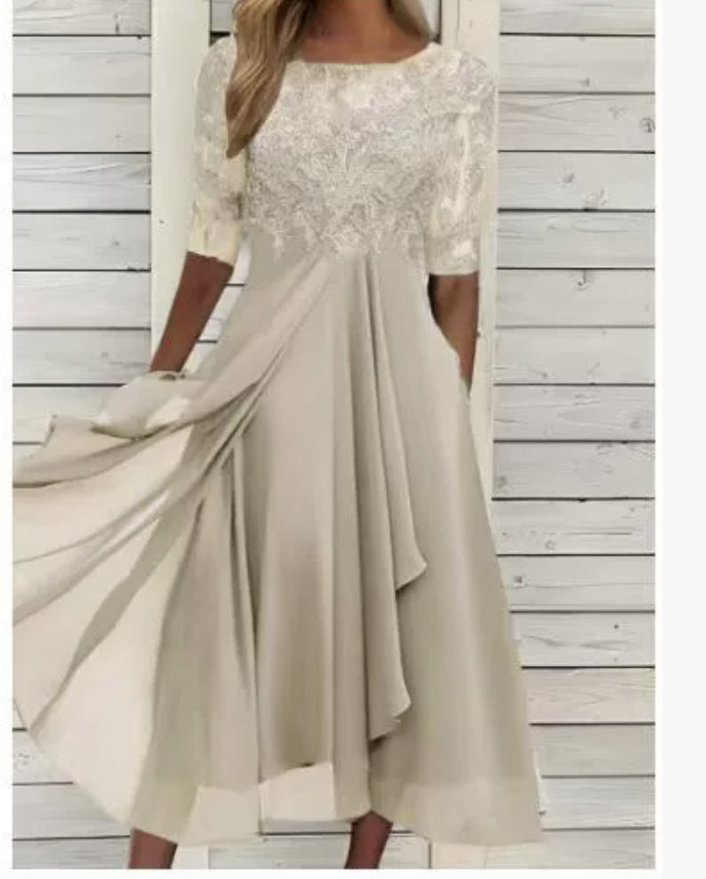 Elegant Greta  Lace Midi Evening Dress