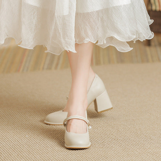 Elegant Chunky Heel High Heels by Greta 