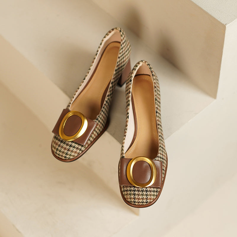 Chic Bow Metal Heels by Greta 