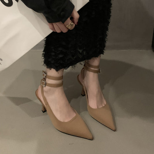 Chic Pointed Heels by Greta 