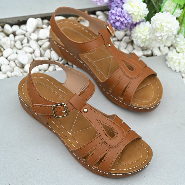 Chic Comfort Greta  Everyday Sandals